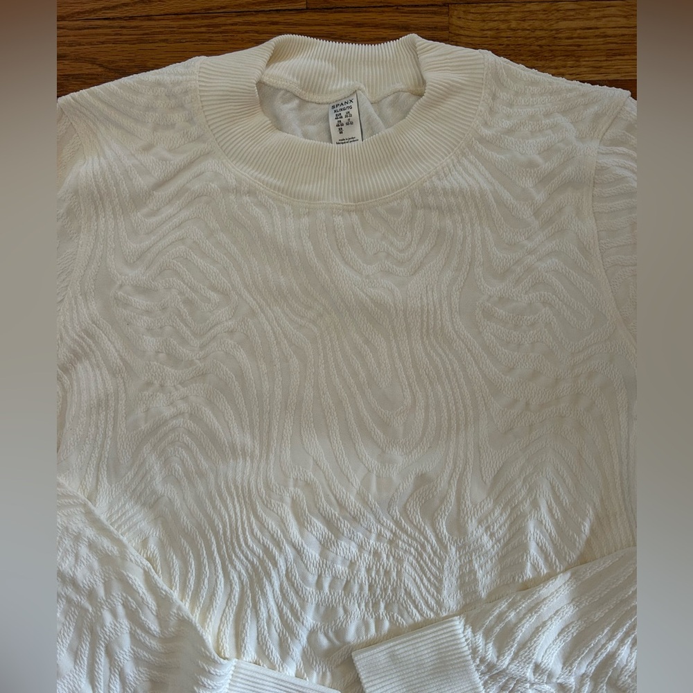 Spanx Air Essentials Cream Long Sleeve Textured Shirt Size XL